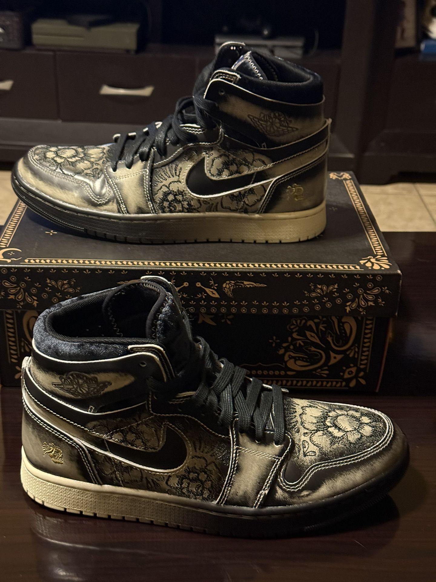 Air Jordan 1 Zoom “Dia De Muertos” Size 10.5 New