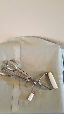 Vintage Ekco High Speed Egg Beater with Plastic Handle