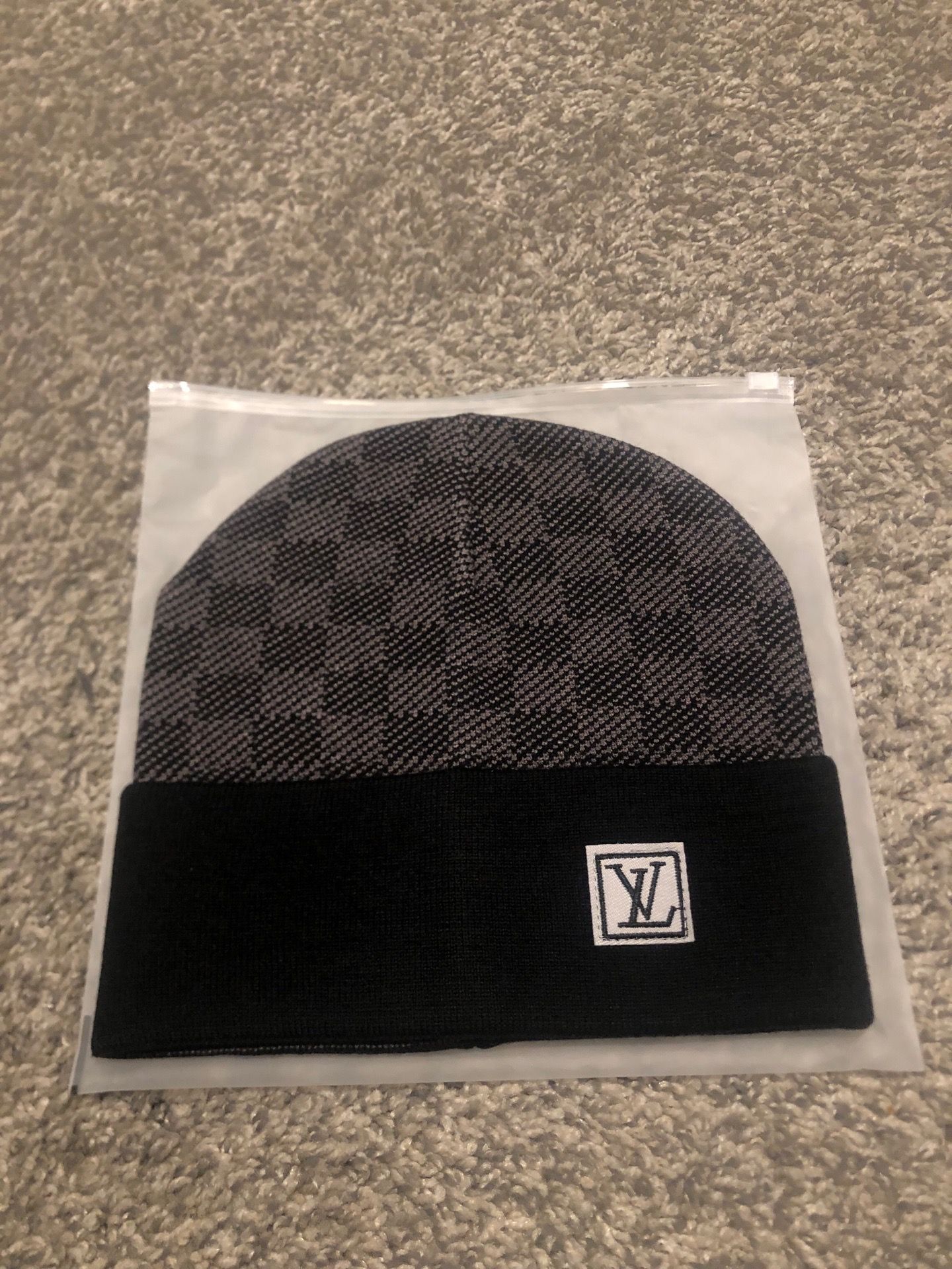 Designer LV BEANlE (Dark Gray)