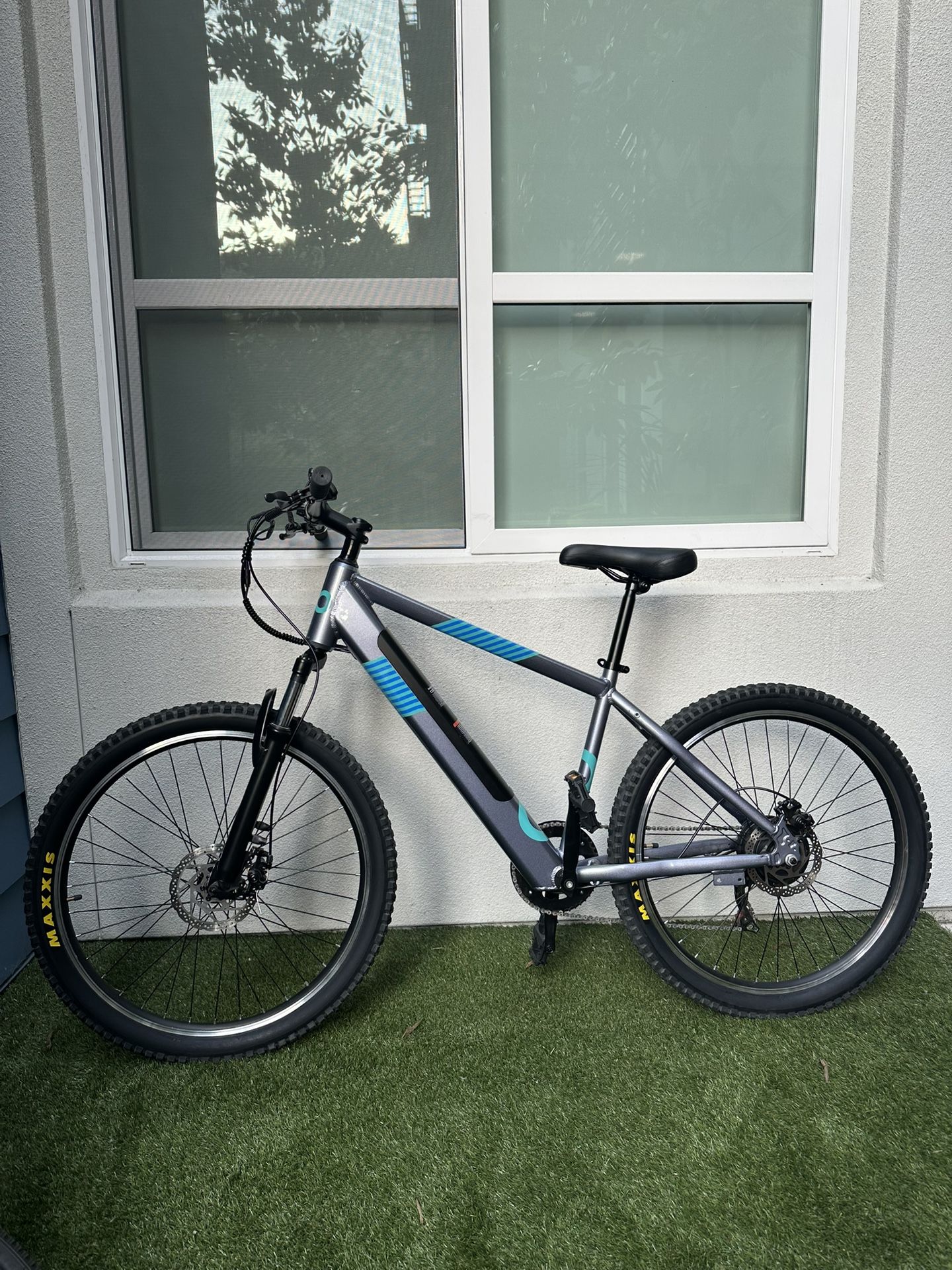 Gyroor C3 Electric Mountain Bike