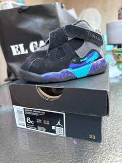 Baby shoes