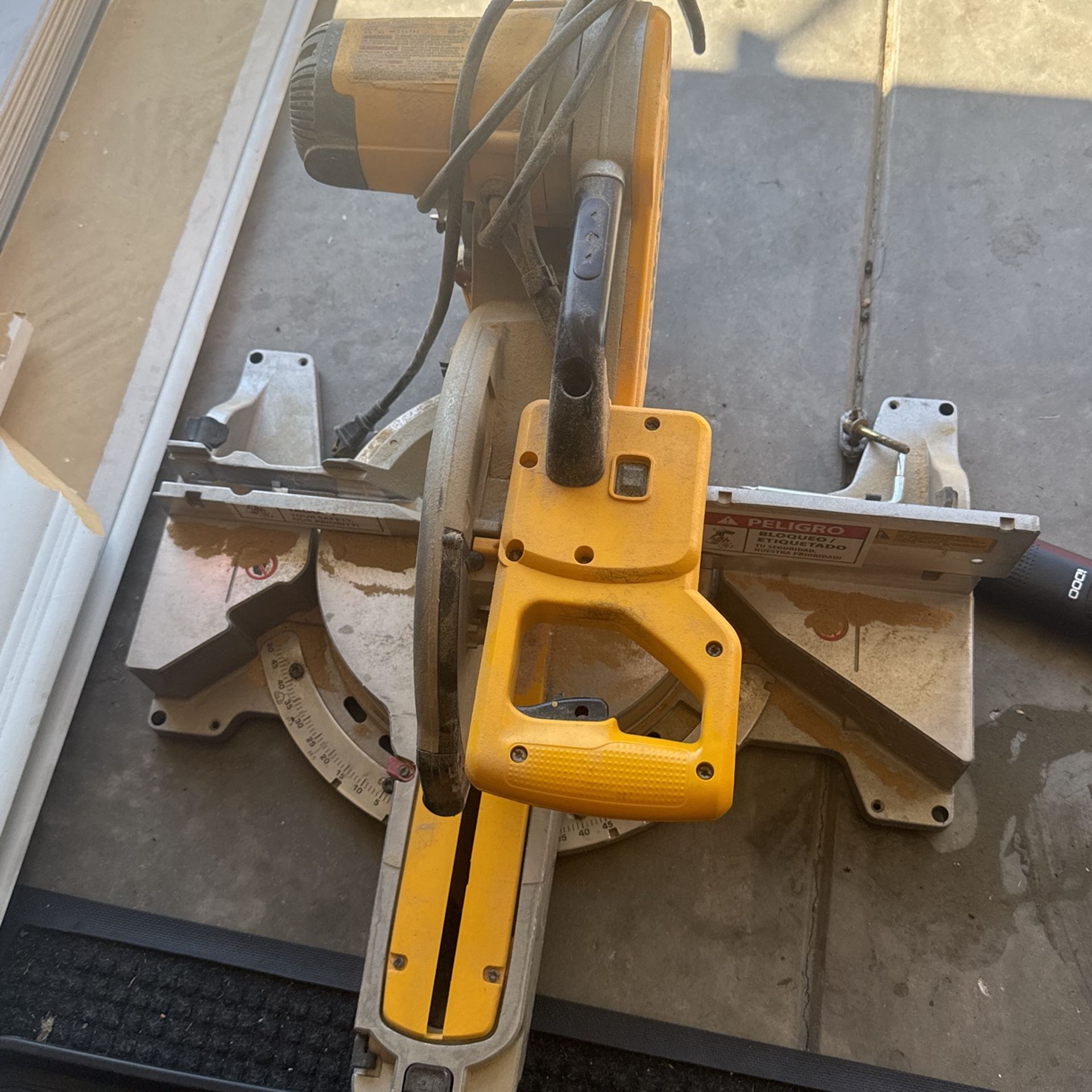 Saw