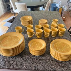 Vintage 1970 Franciscan Mirasol Dinnerware Set- 44 pieces