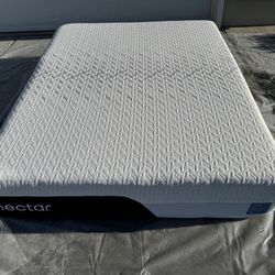 🛏️ FULL nectar Memory Foam Mattress - Like New 