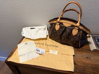 Authentic Louis Vuitton Monogram Tivoli PM - mint condition