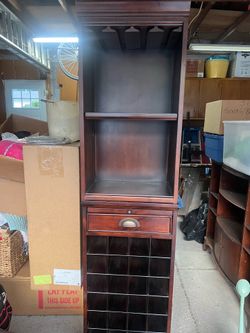 Wine cabinet