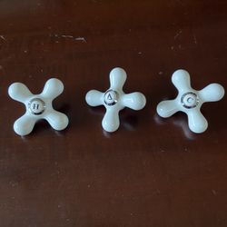 Porcelain Tub Handles 