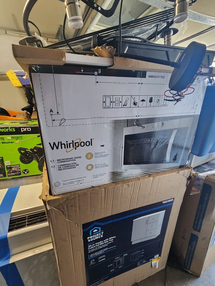 Brand New Whirlpool Microwave 