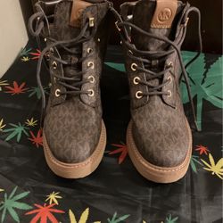 Michael Kors Trudy Boots 