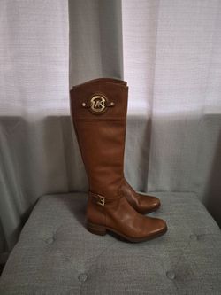 MK women's boots