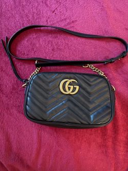 Gucci GG Marmont small camera bag