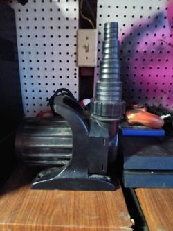 Submersible pump