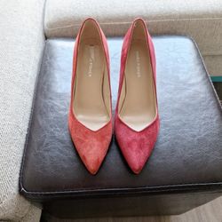 Marc Fisher Red Suade Pumps Sz6 