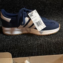 NIB Adidas “run 7.0s” Size 61/2 Women’s