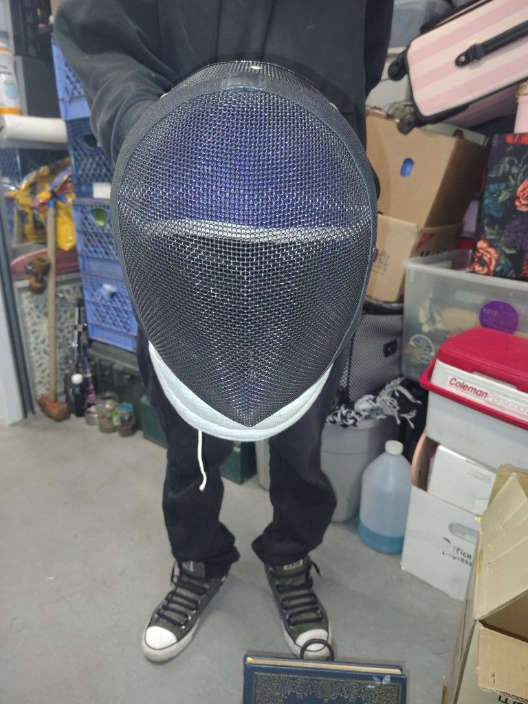 leonark fensing mask