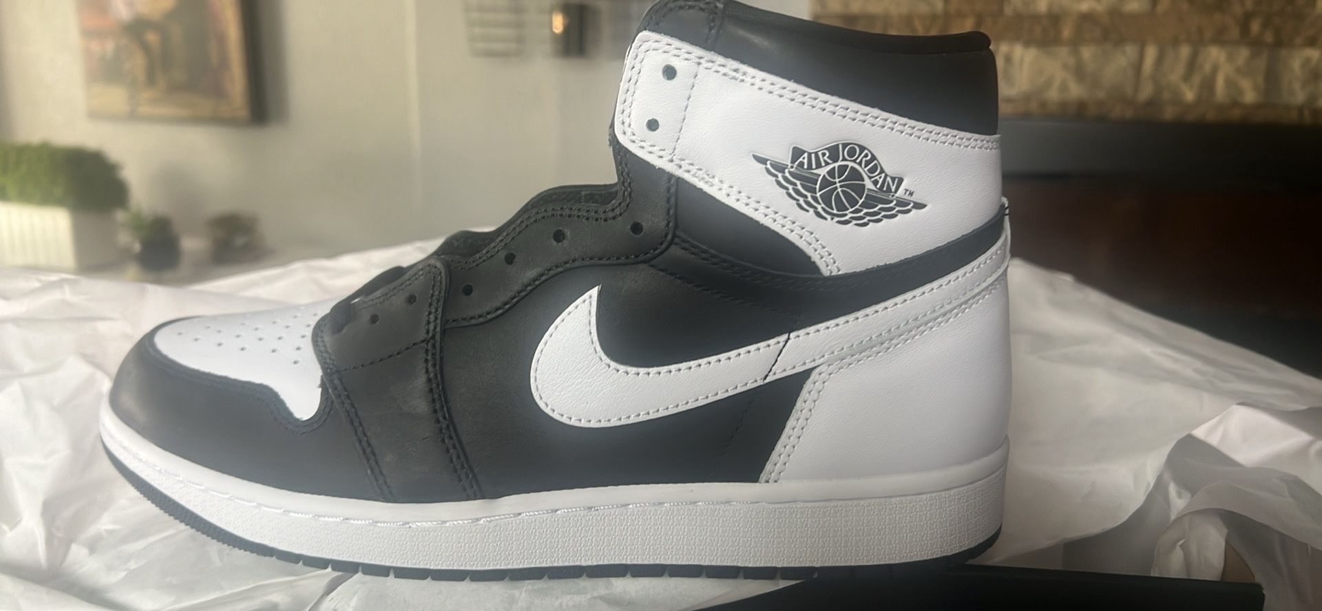 12m Air Jordan 1 Retro High OG Black/White-White