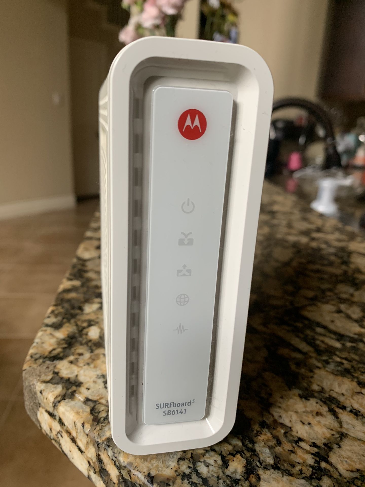 Motorola SB6141 Surfboard modem