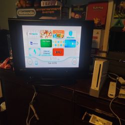 Emerson LCD Color TV 19inch