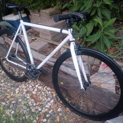 Golden Cycles Road Bike 55cm
