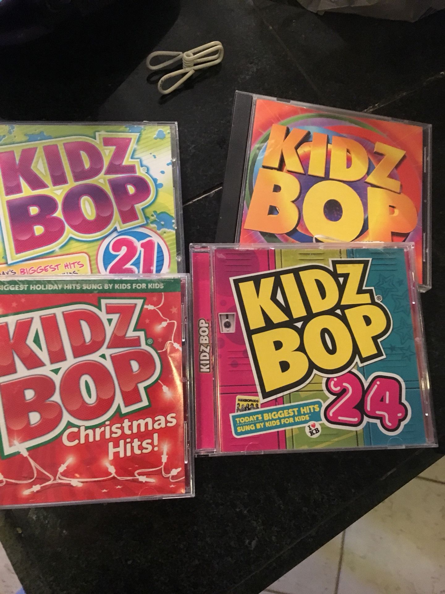 Set of 4 kidz bop cds