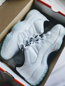 !!!Jordan 11 retro 9.5!!!!
