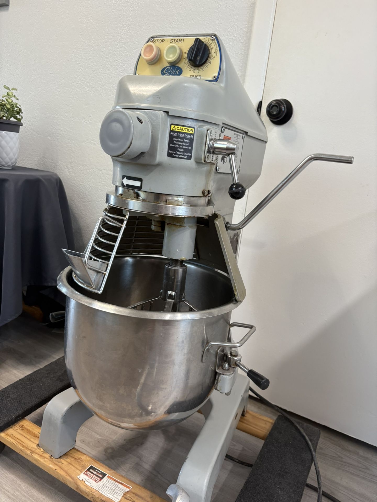 20 Qt. Commercial Mixer