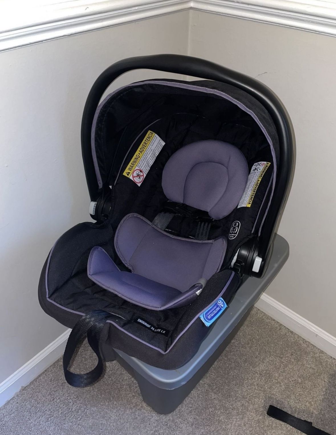 Graco Infant Car Seat