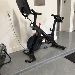 Peloton Bike