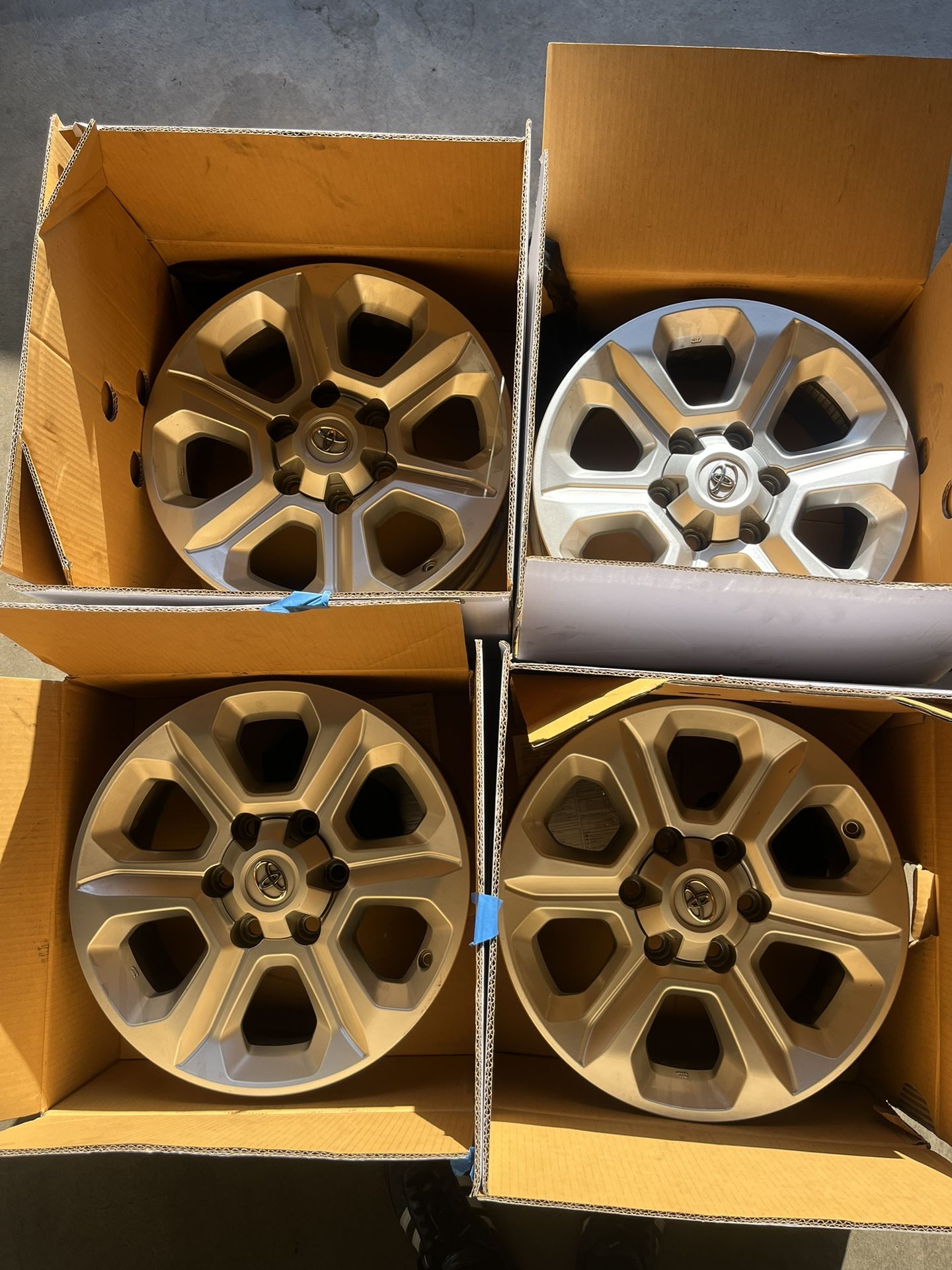 Toyota 17” Silver Rims