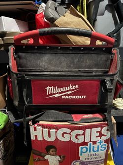 Milwaukee Pack out 20” tool tote (tool bag)