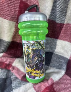 Six Flags Souvenir Cup Opening Day