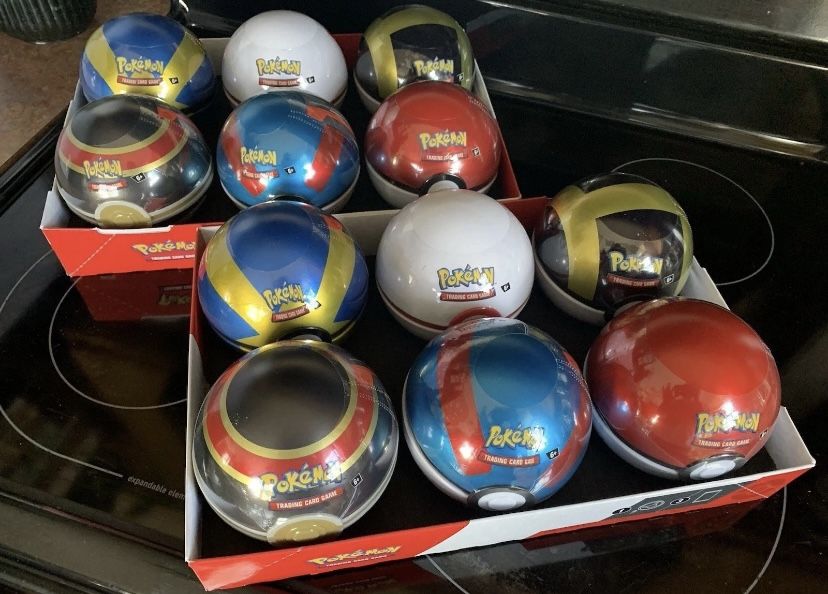 Pokémon Ball Lot