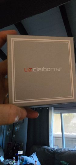 Liz claiborn necklace