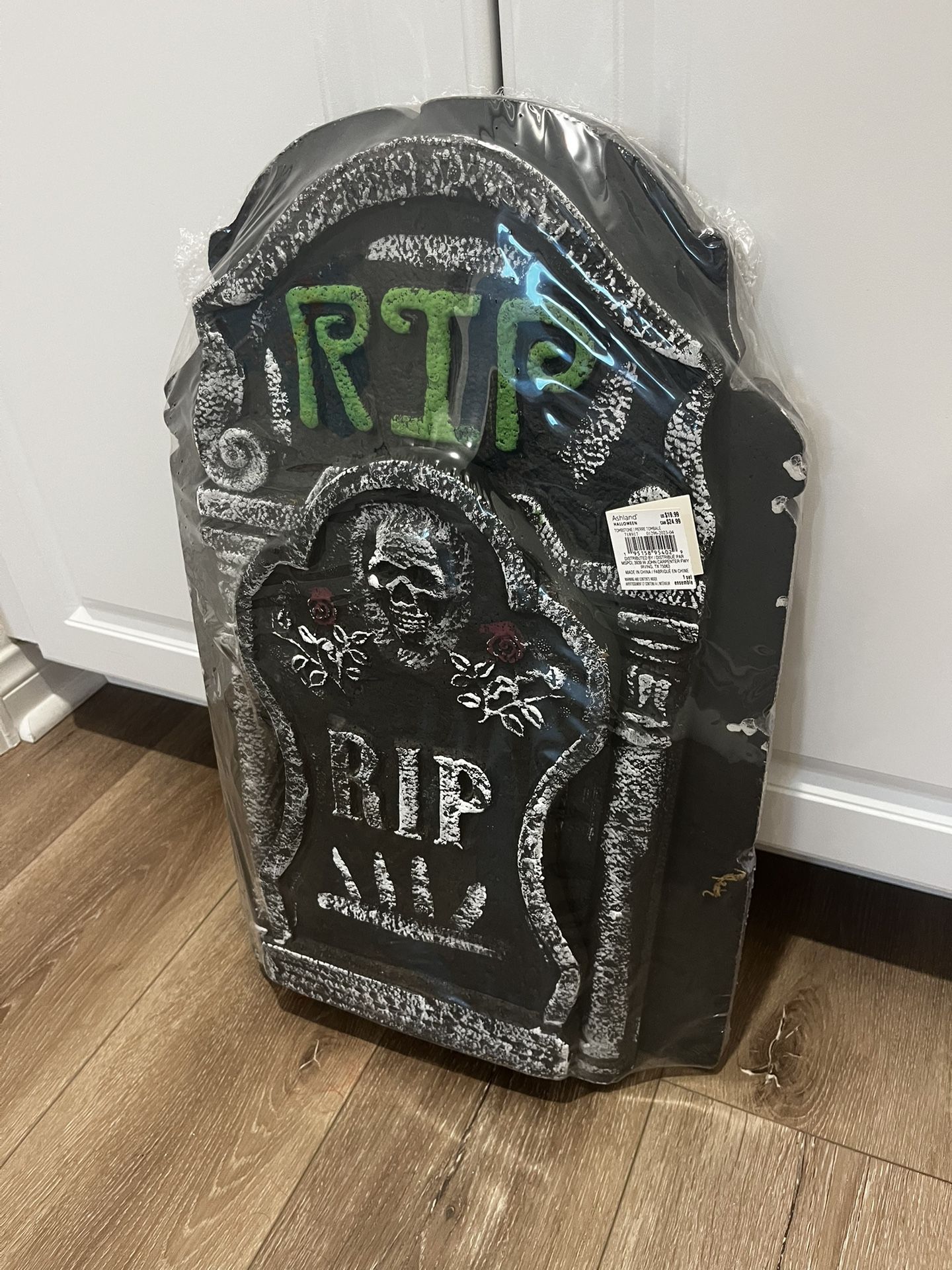 3 Pack Of Tombstones