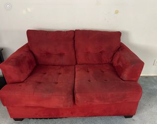 Couch/love seat