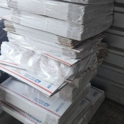 Medium flat rate Ups Boxes