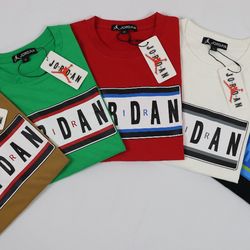 Cotton T-shirt all the colors in the pictures size s,m,L,xl