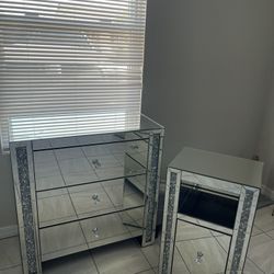 Mirrored Nightstand Set