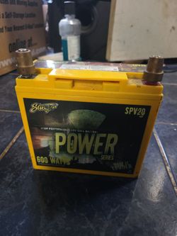 Stinger SPV 20 dry cell battery for cars