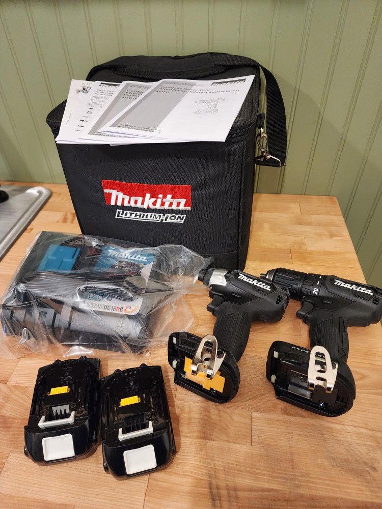
Makita 18V LXT Sub-Compact Lithium-Ion Brushless Cordless 2-piece Combo Kit (Driver-Drill/ Impact Driver) 2.0Ah
