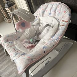 Baby vibrating bouncer seat /infant toddler rocker  pink brand new