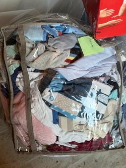 Newborn clothes 0-6 months