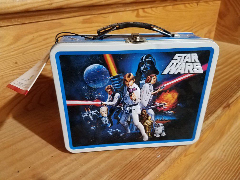 Star Wars tin lunch box and cookie cutters