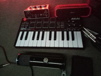 Akai Midi Keyboard Recording Microphone