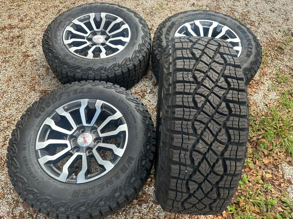 NEW 2025 GMC SIERRA/SILVERADO AT4X WHEELS TAKEOFFS 18" 