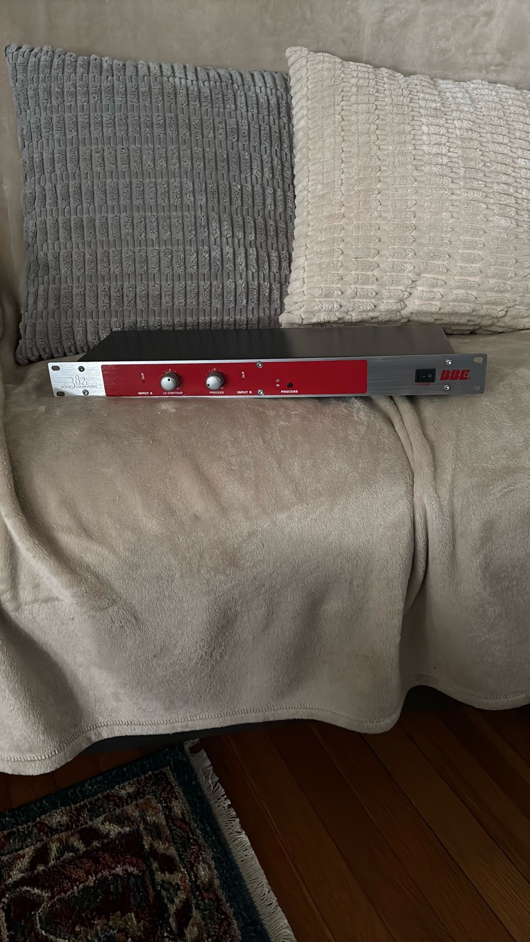 BBE SONIC MAXIMIZER 382i