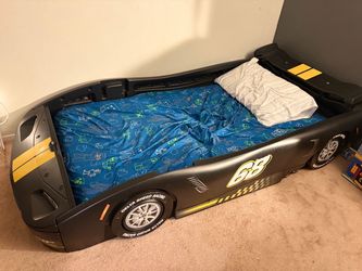 Kids Race Car Bed