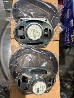 FACTORY 6 X 9 FORD SPEAKERS
