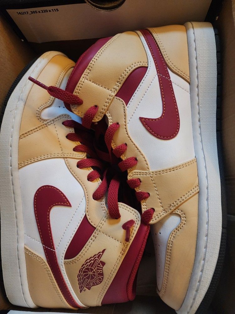 Jordan/Nike 1 Mid 'Light Curry Cardinal Red