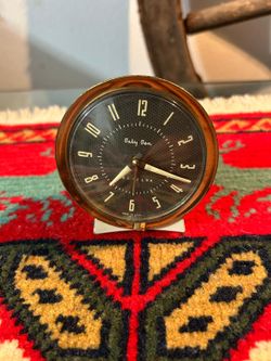 RELOJ ANTIGUO DE CUERDA